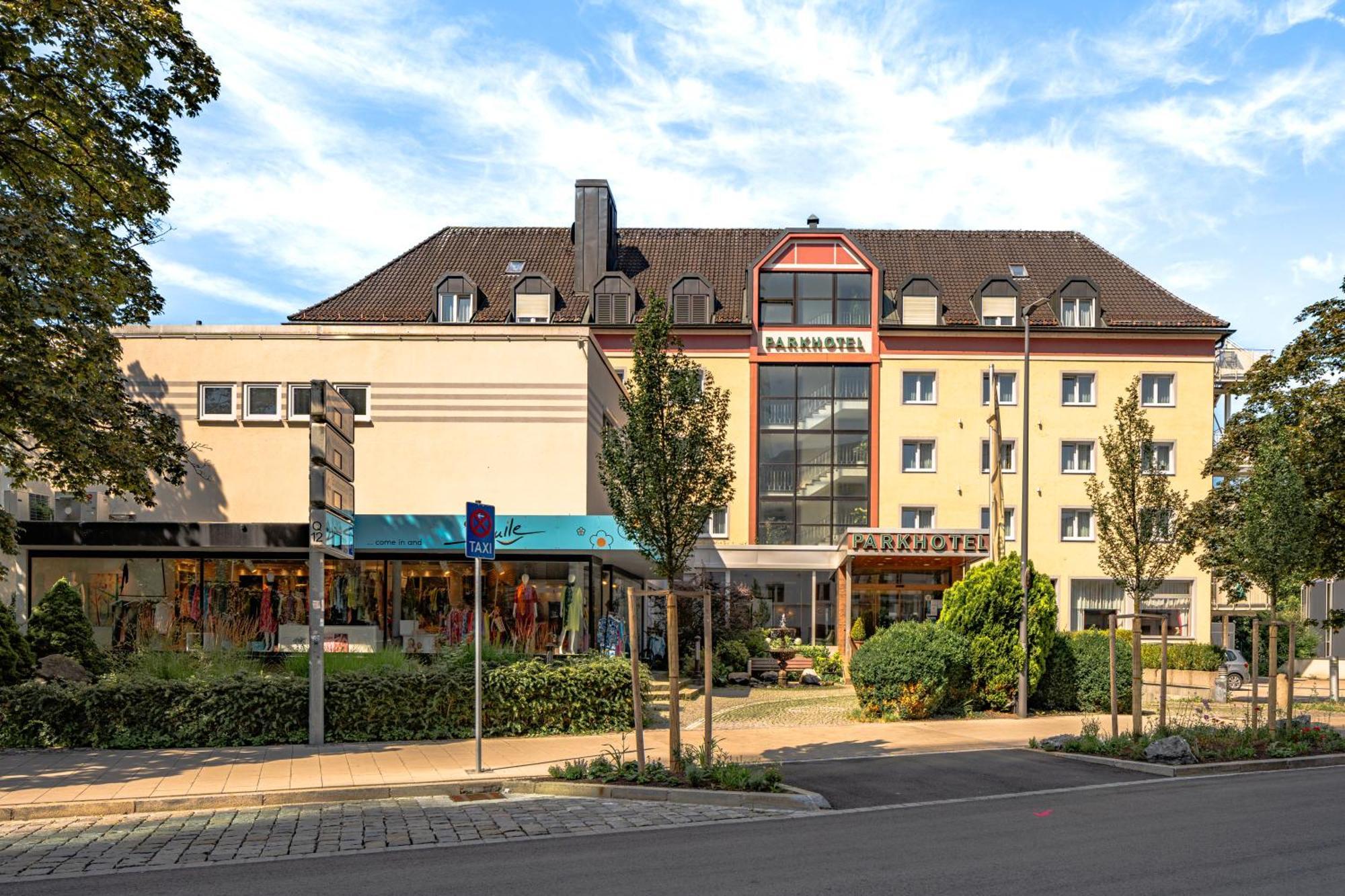 Parkhotel Crombach Rosenheim Exterior foto